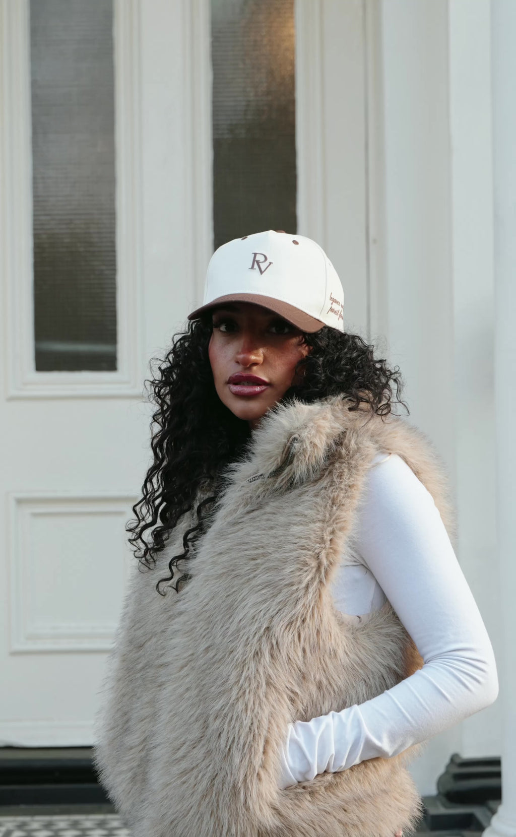 Rivici Heritage RV Cap (Sandstone)